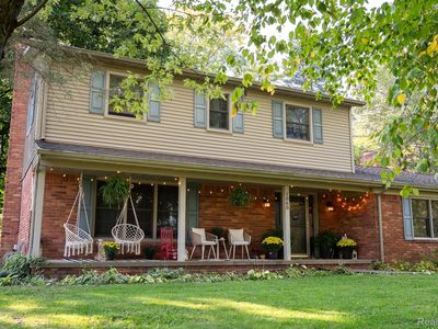1060 Cliff Dr, Lapeer, MI, 48446