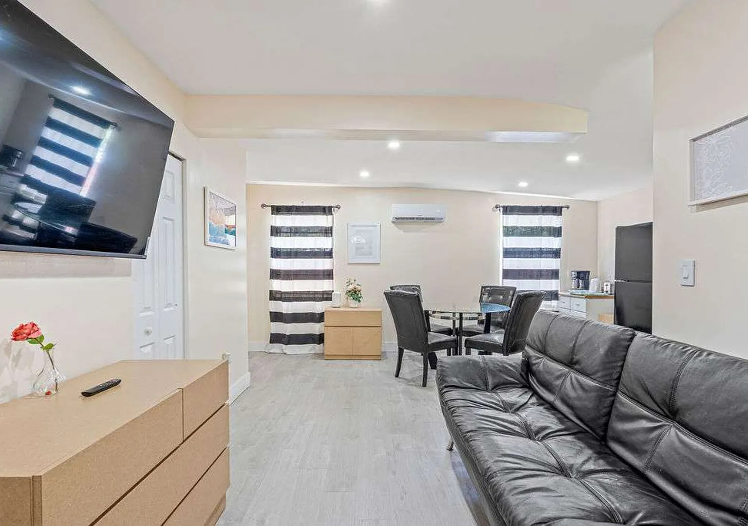 Private 2BR Miami Home Near MIA & Downtown — Photo 1