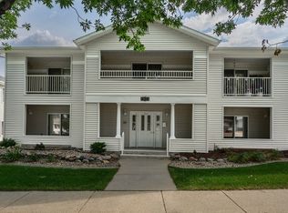 1925 N 15th St Unit 2, Bismarck, ND 58501