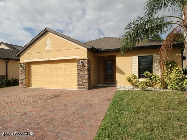 535 Trymore Dr SE, Palm Bay, FL 32909