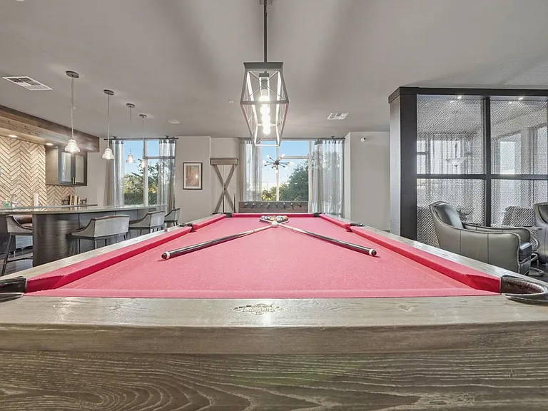 1700 W Cleveland St #1-ID1475283P — Photo 39