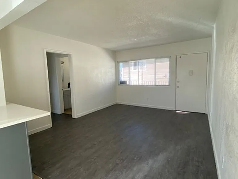6418 Garvanza Ave — Photo 5