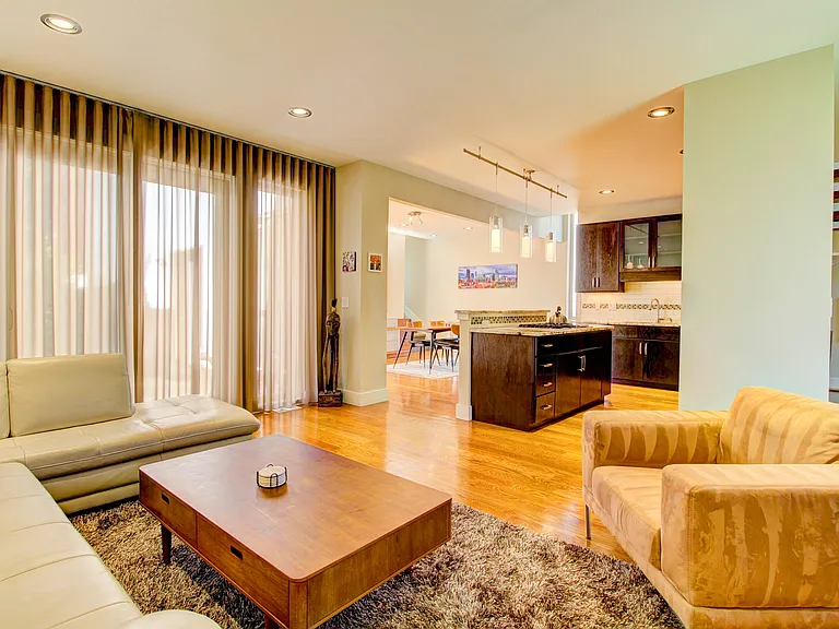 414 N Harrison St — Photo 12