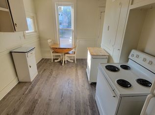 2127 Chestnut St, Erie, PA 16502