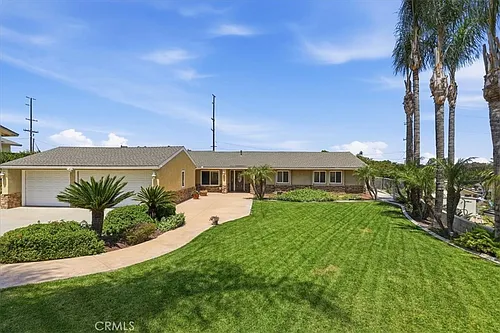16540 Wagon Wheel Dr Photo 1