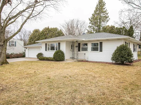 410 Kase Street, Platteville, WI 53818