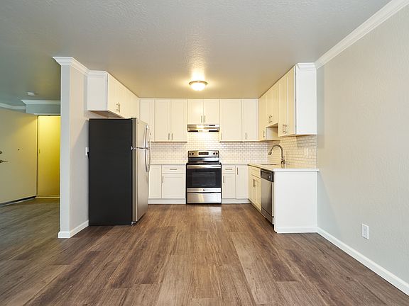 5th image of 9681 Soquel Dr