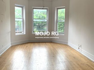 1465 W Olive Ave #2, Chicago, IL 60660