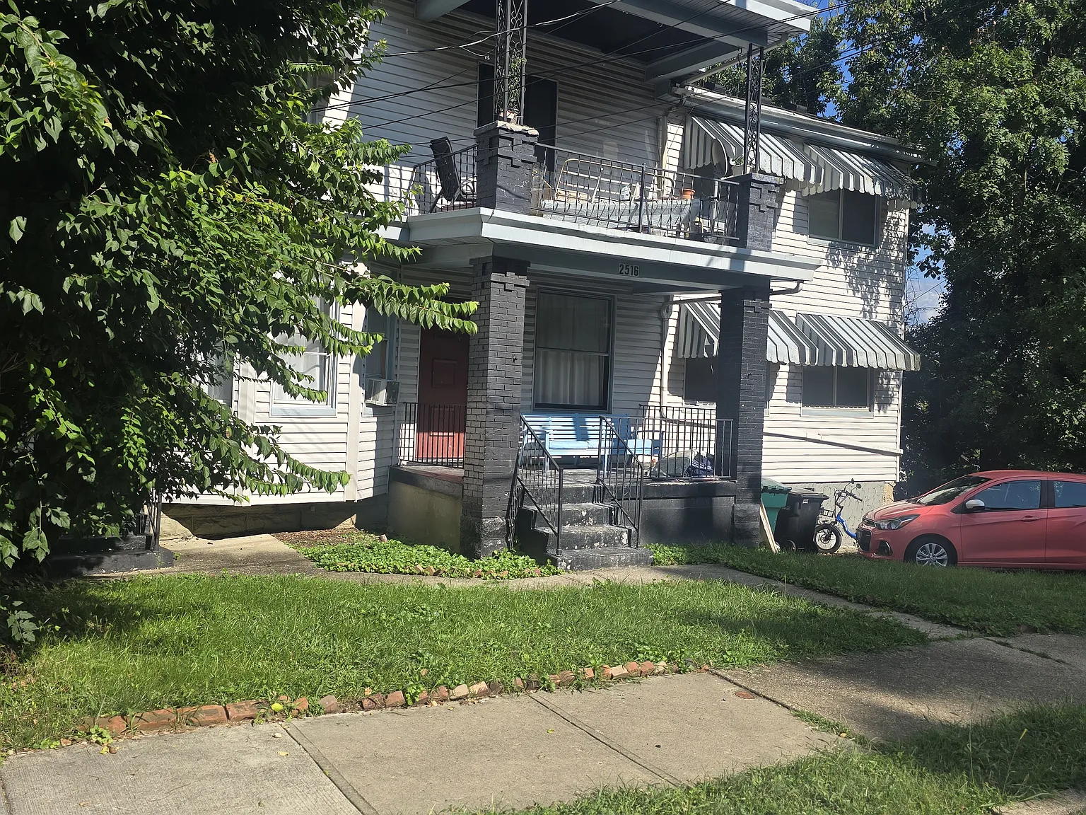 2516 Cleinview Ave — Photo 1