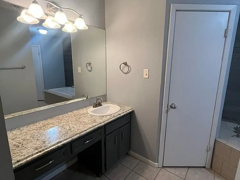 8033 Weehunt Ct — Photo 16
