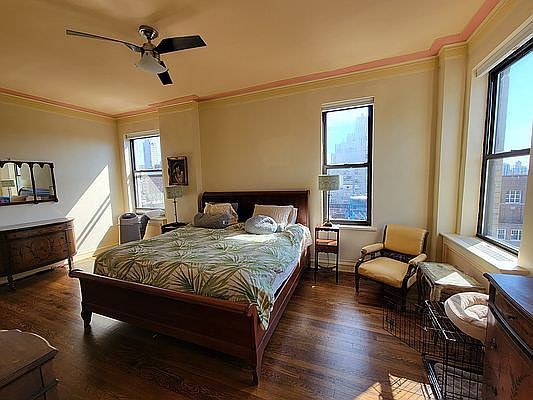 3rd image of 26 E 93rd St APT 10AB