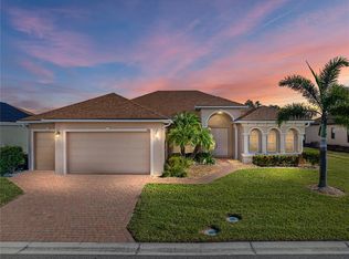 1340 Oakmont Dr, Winter Haven, FL 33884