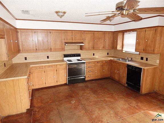 4th image of 311 Senter Ave