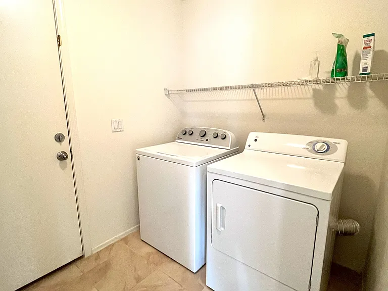 2028 N Wildflower Ln — Photo 13