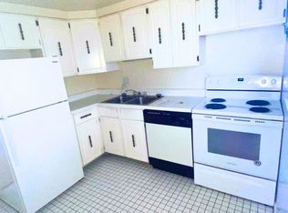 480 Market St APT 8, Beaver, PA 15009