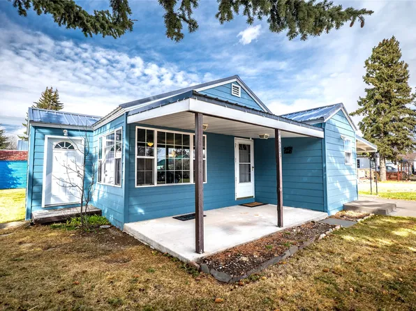 203 3rd Ave N, Fairfield, MT 59436