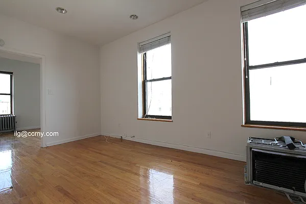 Rented by City Connections Realty | media 9