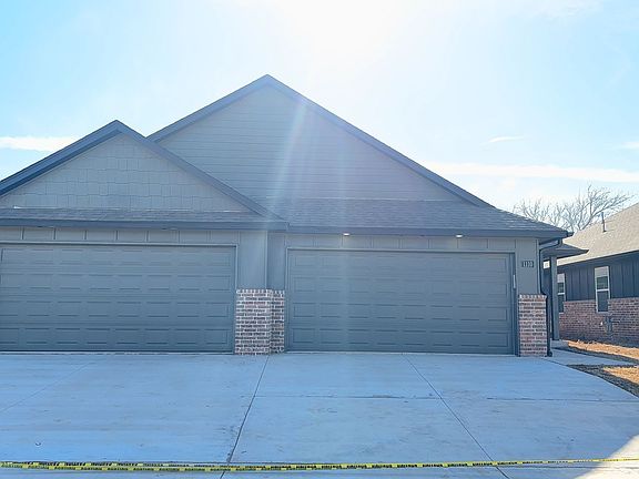 4th image of 1110 NW 113th St