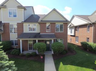 10652 Gabrielle Ln, Orland Park, IL 60462