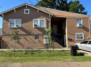 910 Red Allen Way, New Orleans, LA 70114