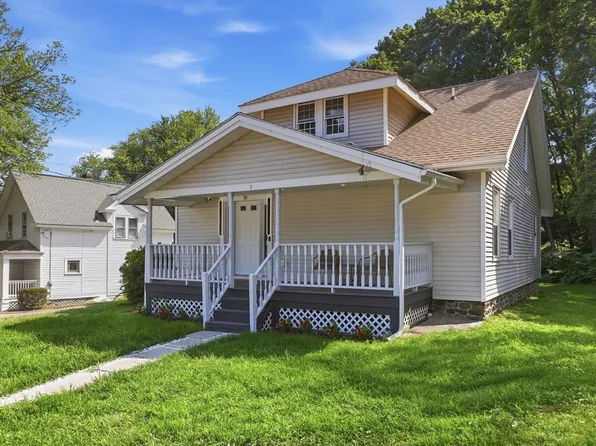 58 Lindell Ave, Leominster, MA 01453