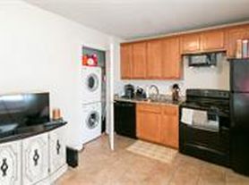 1026 Bluemont Ave
