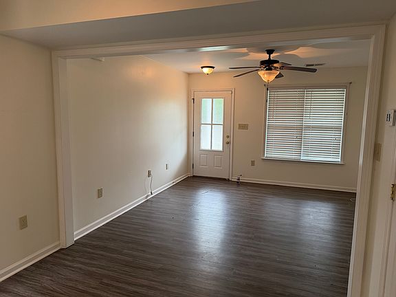 3rd image of 3575 Arbor Dr