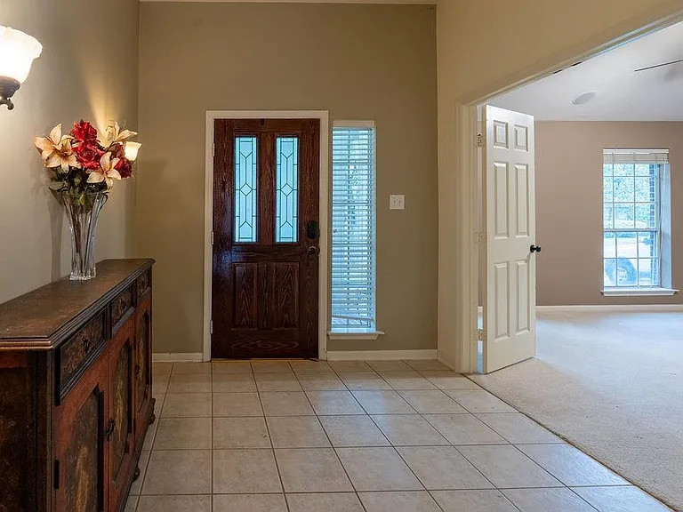 175 N Wimberly Way — Photo 5