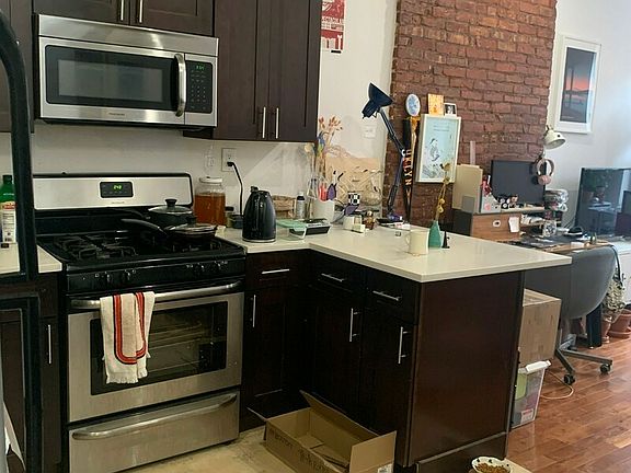 3rd image of 84A Rogers Ave APT 3R