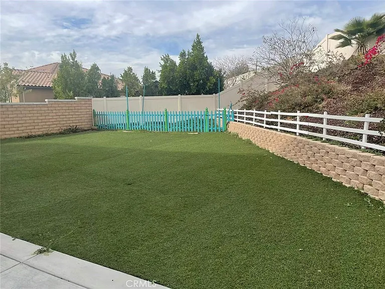 7682 Rotunda Ct — Photo 4