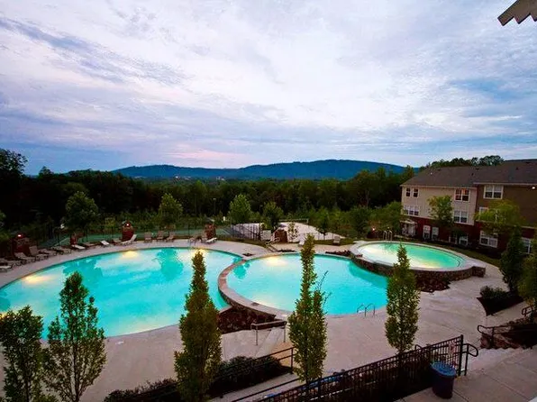 1915 Beechcrest Ct, Charlottesville, VA 22903