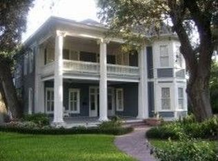 257 W Convent St, Seguin, TX 78155