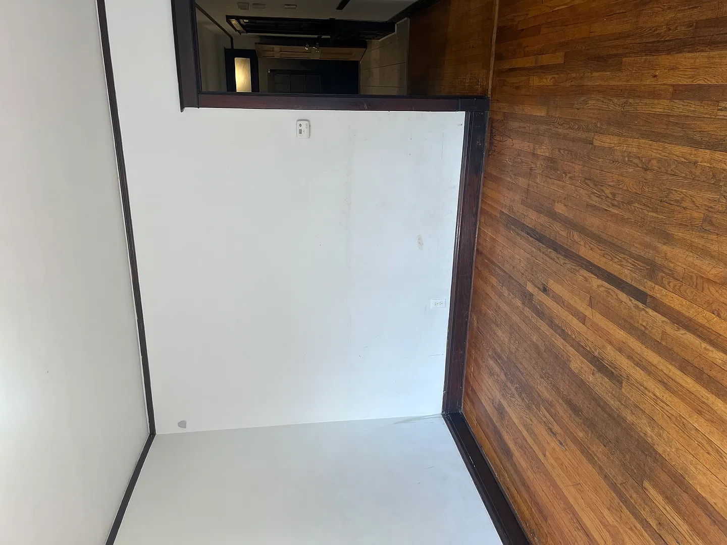 2 bed, 750 sqft, $1,200 — Photo 3