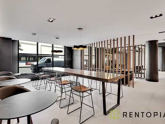 5th image of 525 Franklin Ave #9Y