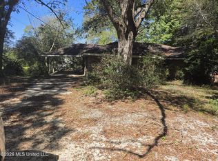 1743 Bouie Rd, Carriere, MS 39426