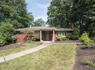 241 Rutledge Dr, Mcmurray, PA 15317