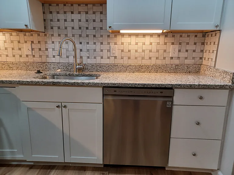 1040 Wicklow Dr — Photo 15