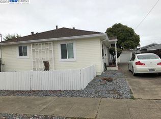 326 Beach Rd, Alameda, CA 94502