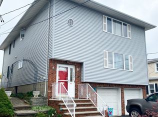 40 Chestnut St, Lodi, NJ 07644