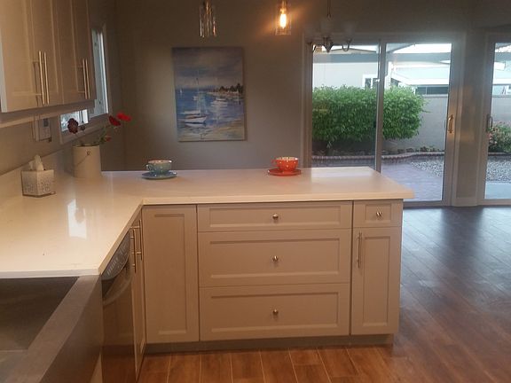 4th image of 16932 S Mariposa Ave