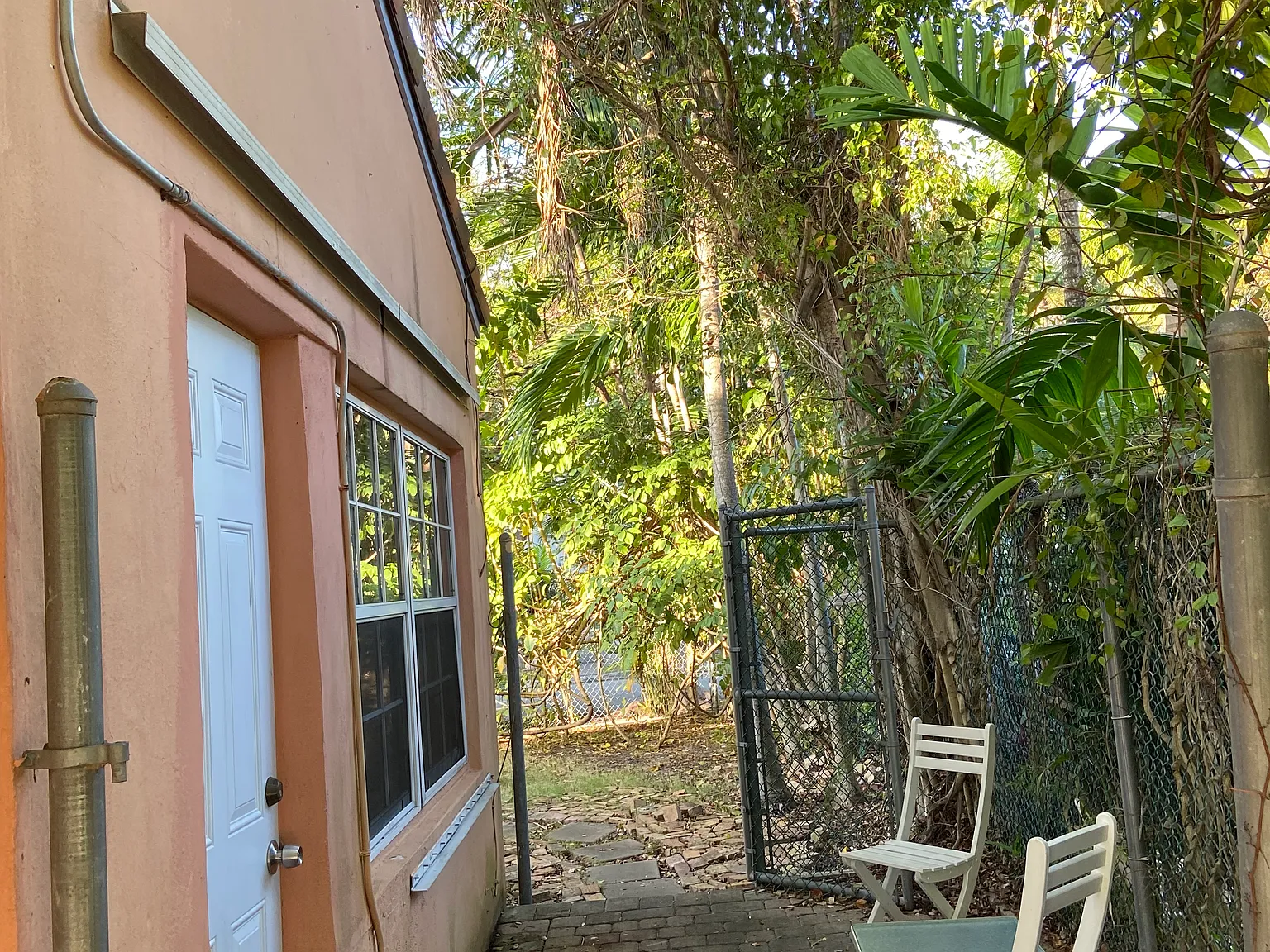 1516 SW 12th St — Photo 2