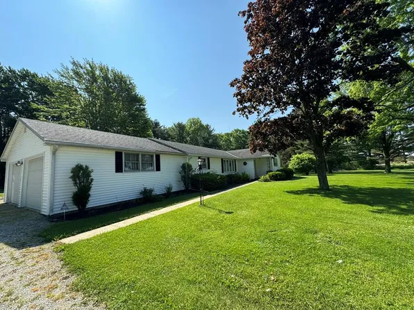 1775 Wachs Rd, Galion, OH 44833