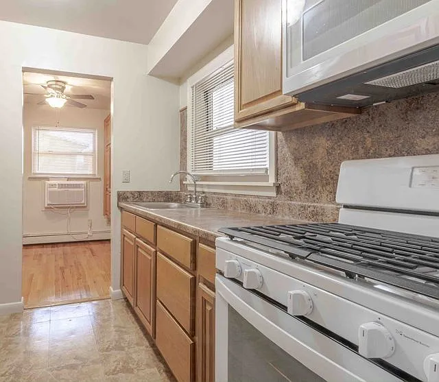 539 Vaughn Ave #J6 photo 1