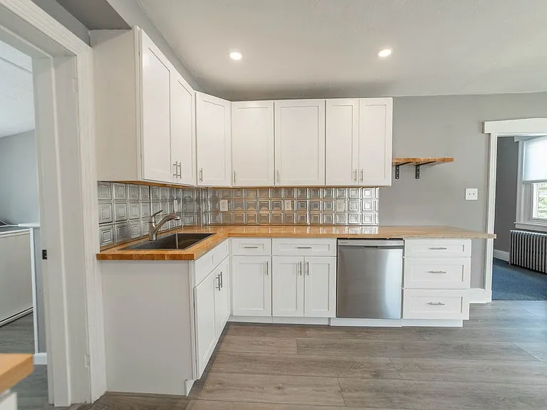 396 W Main St #2 — Photo 7