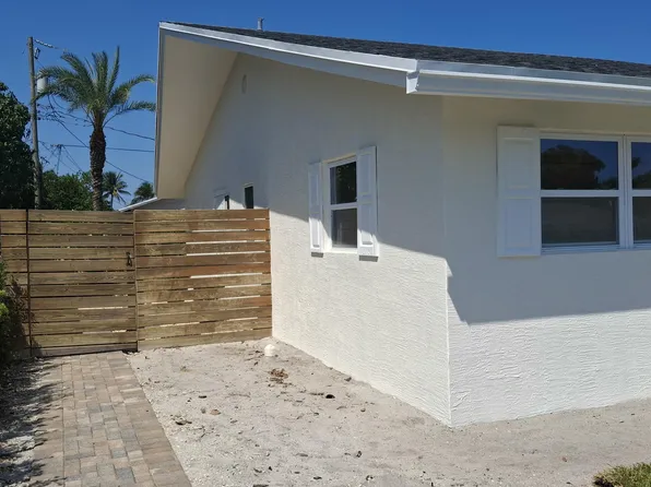 1097 Wilkinson Rd #B, Lake Worth, FL 33462