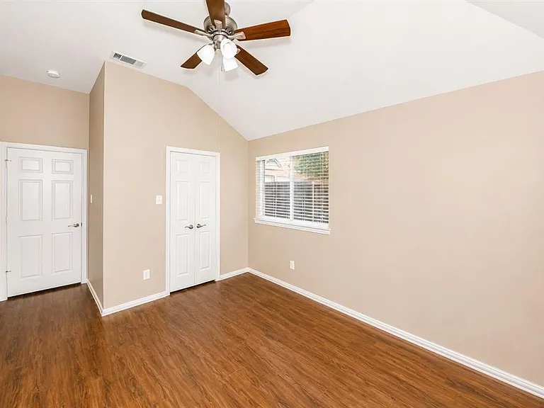 3904 Granby Ln — Photo 22