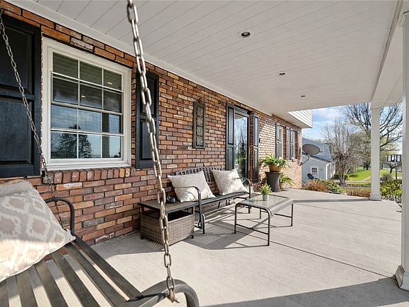 4th image of 3032 Investors Rd