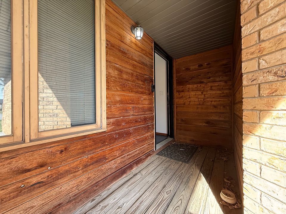 1st image of 315 E Greenwood St #315