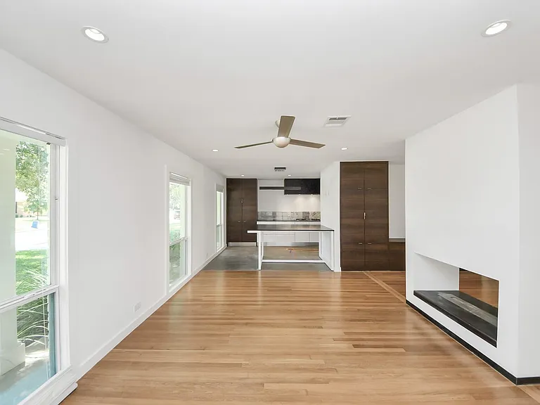 7610 Highmeadow Dr — Photo 12