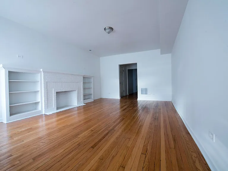 7240 S Yates Blvd — Photo 19